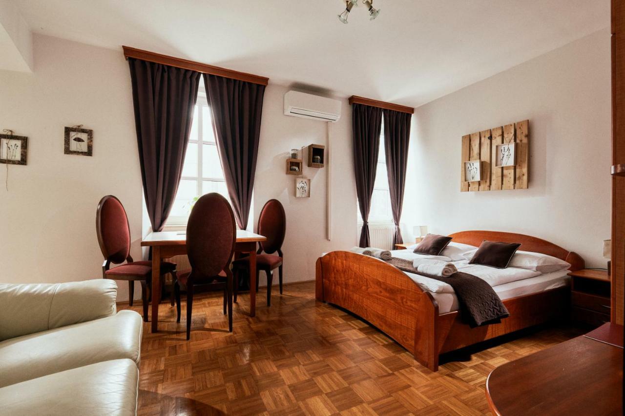 Rooms & Restaurant Ostarija Dolenjske Toplice Dış mekan fotoğraf